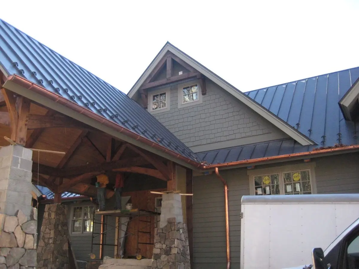 Craftsman Roofing team delivering quality roofing work in East Islip